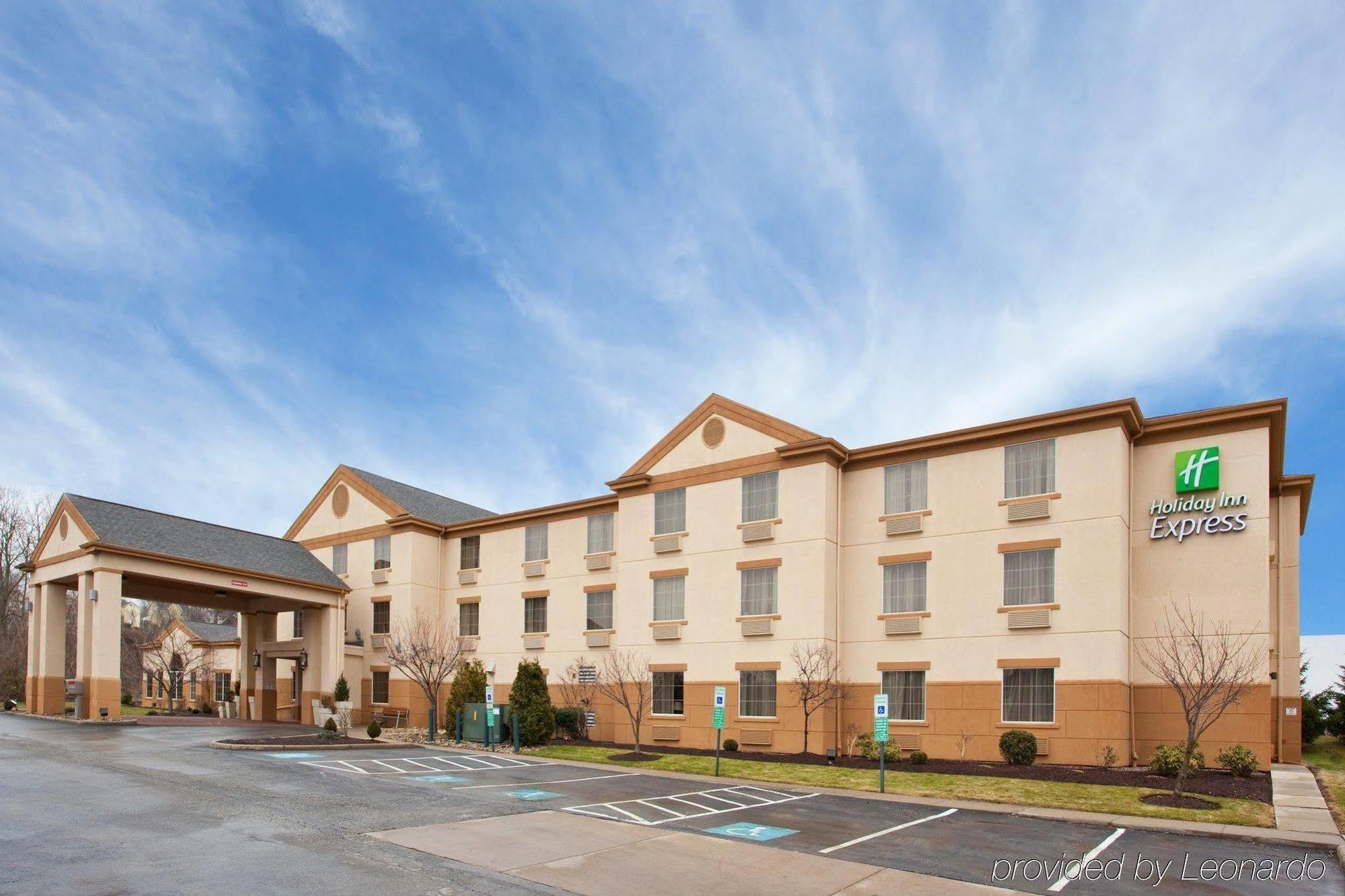 Holiday Inn Express Pittsburgh-Bridgeville By Ihg Exteriör bild