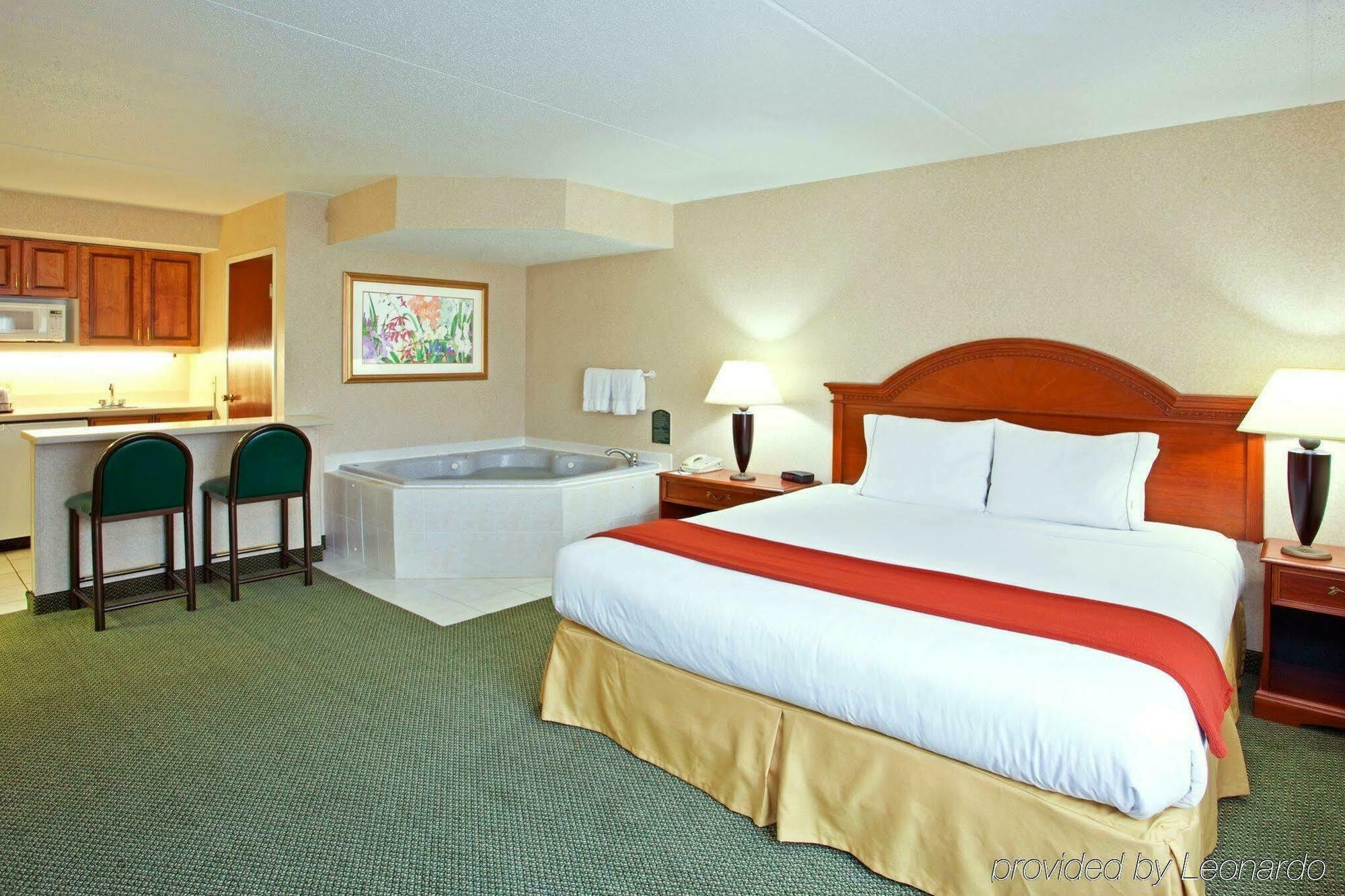 Holiday Inn Express Pittsburgh-Bridgeville By Ihg Exteriör bild