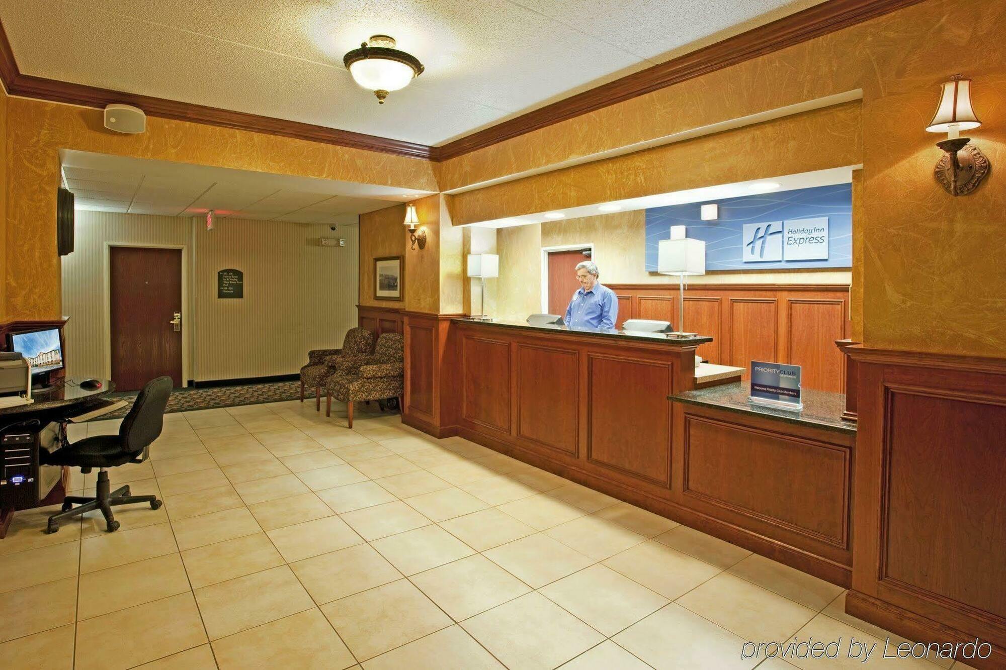 Holiday Inn Express Pittsburgh-Bridgeville By Ihg Exteriör bild